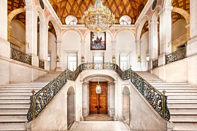 Guided Tour of the Royal Palace of Aranjuez - History and Architecture
