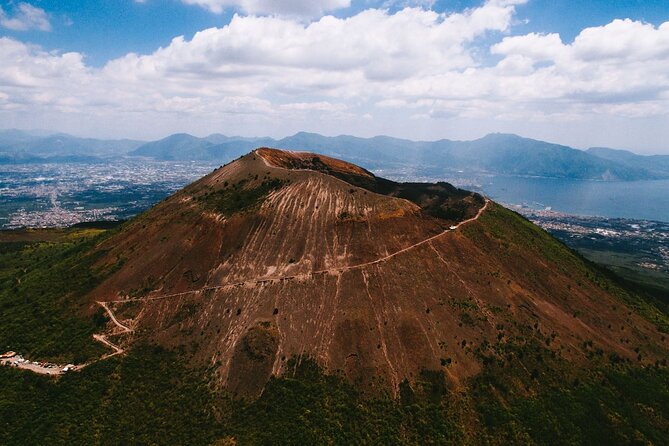 Guided Tour Pompeii and Vesuvius From Positano Skip the Line - Review Example