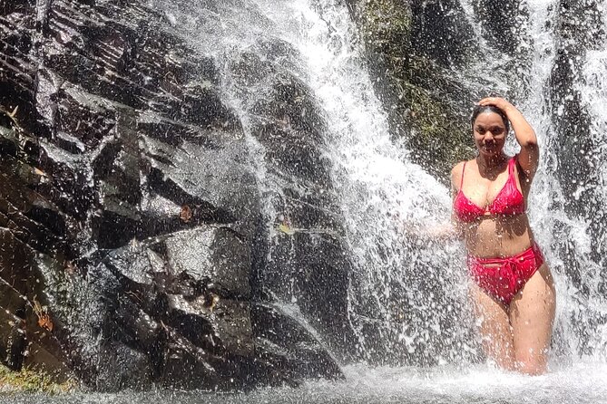 Guided Tour to Filipina Falls in Sora From Panama City - Inclusions and Requirements