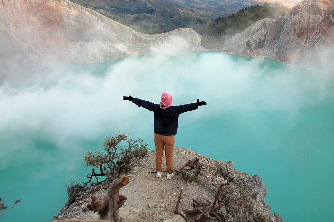 Guided Tour to Ijen Crater Blue Fire - Pricing and Booking Information