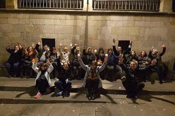 Guided Tour to Pier Through the Jewish Quarter of Barcelona - Local Shops and Artisanal Crafts