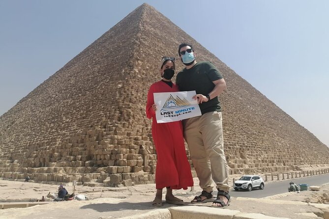 Guided Tour to Pyramids of Giza, Sakkara & Memphis: Private Tour With Lunch - Tour Highlights