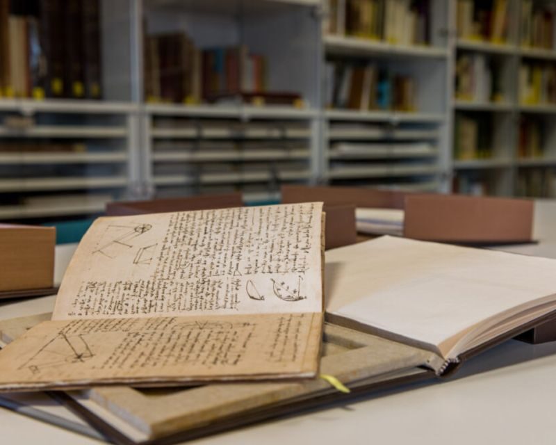 Guided tour to the editions of Leonardo's manuscripts - Good To Know