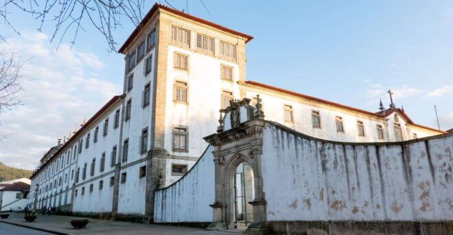 Guided Tour to the Historic Center of Arouca Village - Tour Highlights