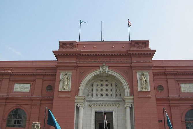 Guided Tour To The Pyramids and Egyptian Museum Including Tickets - Reviews