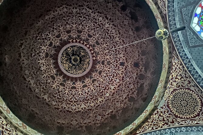 Guided Tour to Topkapi Palace With Skip-The-Line Entry Ticket - Tour Highlights