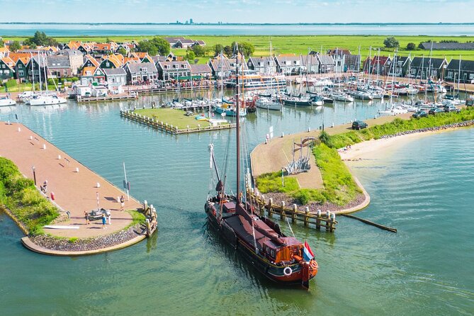 Guided Tour to Zaanse Schans, Volendam and Maken With Boat Ride - Booking Details