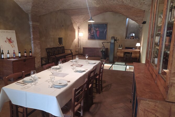 Guided Tour With Wine Tasting and Local Organic Products - Overview of the Tour