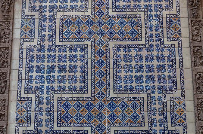 Guided Tour Zócalo to Palaces, Churches and Pyramids - Who Is This Tour Best For?