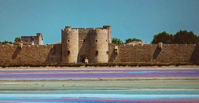 GUIDED TOURS CAMARGUE GETAWAY - Daily Schedule