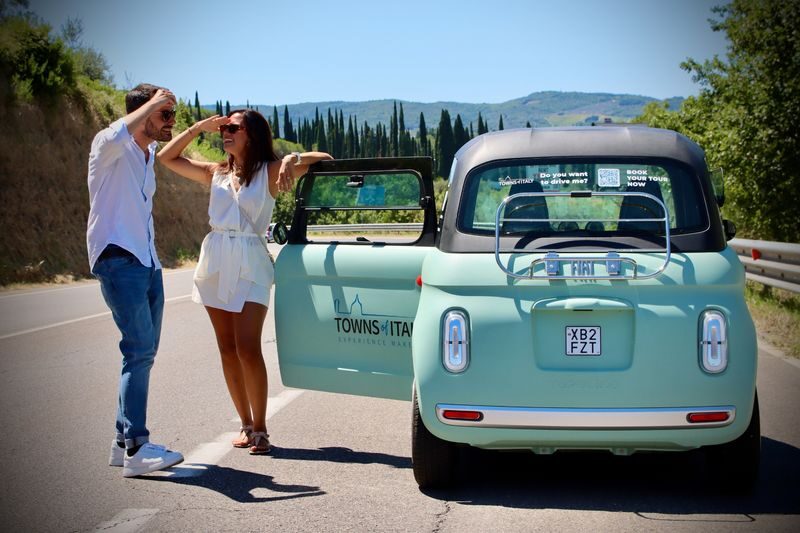 Guided Tuscany Chianti Drive: FIAT E-Car, Wine & Tuscan Lunch - Taking the wheel in the Chianti hills