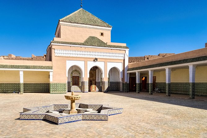 Guided Unveiling the Medinas Wonders of Marrakech - Explore the Majestic Palaces and Gardens