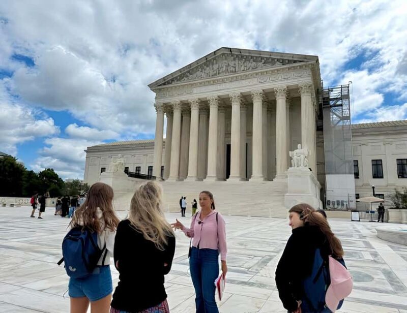 Guided visit inside the Capitol and the Library of Congress - Analyzing the Experience: What You Can Expect