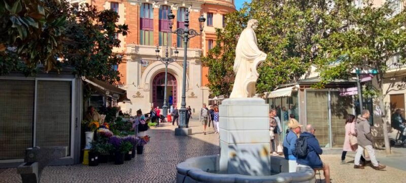 Guided Visit on Foot Through Cádiz: Stories From the Hand of a Local Guide - Good To Know