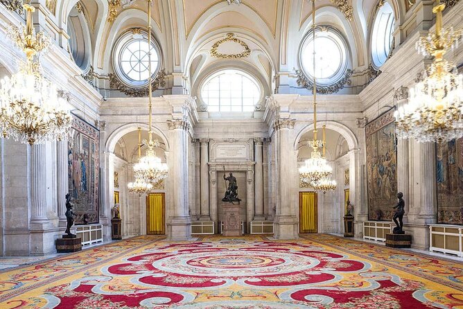Guided Visit Royal Palace Madrid Without Queues and 8 People per Group - Skip-the-Line Access