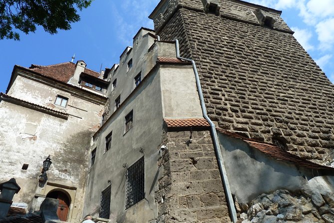 Guided Visit to Dracula's Castle in Bran With a Spanish-Speaking Guide. - Reviews