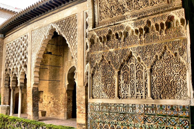 Guided Visit to the Alcázar of Seville Without Queues - Common Questions