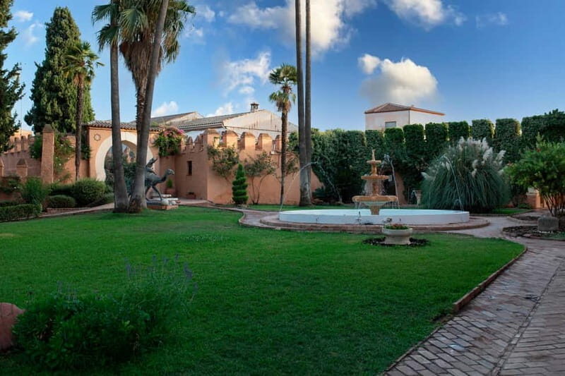 Guided Visit to the Castle of Láchar, Granada - Good To Know