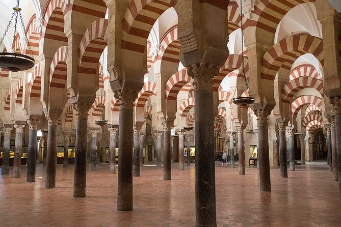 Guided Visit to the Mosque of Cordoba - History and Architecture
