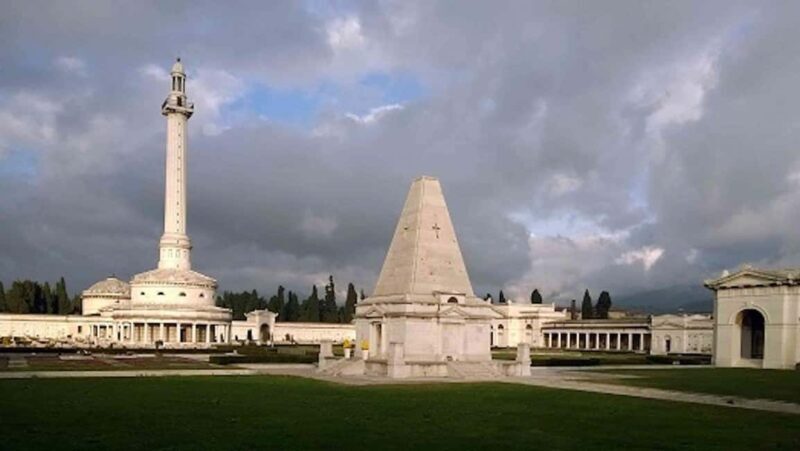 Guided visit to the Vantiniano Monumental Cemetery - Good To Know