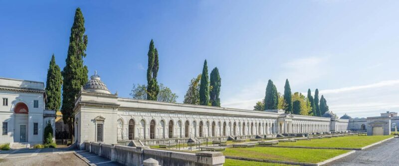 Guided visit to the Vantiniano Monumental Cemetery - What makes the Vantiniano Cemetery special?
