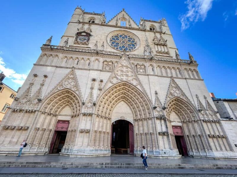 Guided walk from Old Lyon to the Presqu'île with a guide - Guided walk from Old Lyon to the Presquîle with a guide
