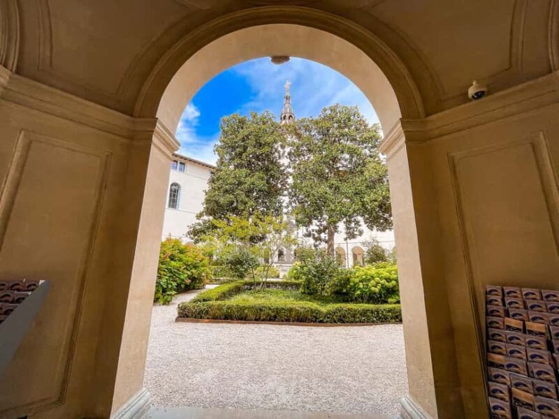 Guided walk from Old Lyon to the Presqu'île with a guide - FAQs