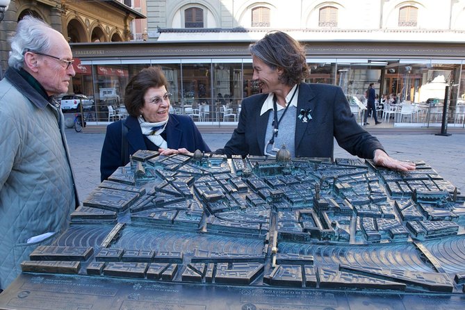 Guided Walk Private Walking Tour of the Main Monuments (External Only) - Monuments Included