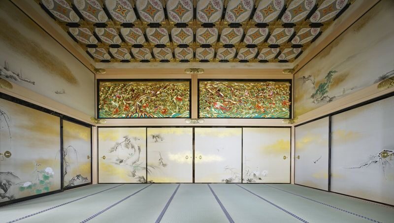 Guided Walk through Nagoyas Castle, Gardens, and Historic Estates - Tea and a garden walk at Tokugawa-en