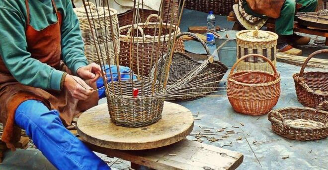 Guided Walking Tour Among the Artisans of Ortigia - Reservation