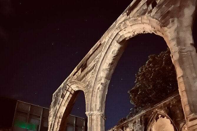 Guided Walking Tour : Ghosts & Giggles of Gloucester - Tour Overview and Features