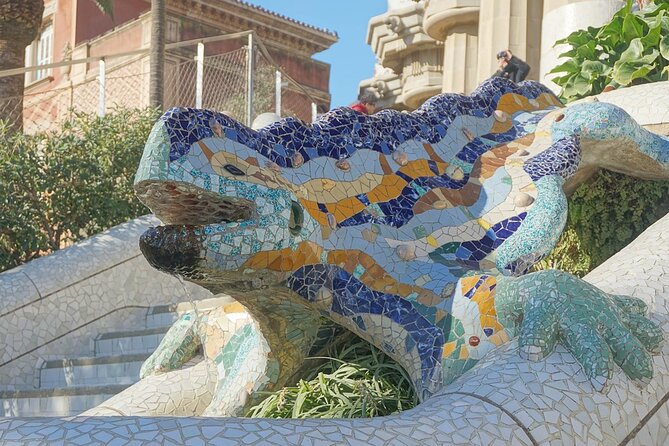 Guided Walking Tour in Park Güell Barcelona - Common Questions