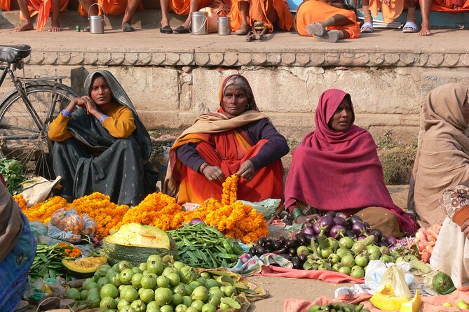 Guided Walking Tour of Landmarks of Varanasi - English-Speaking Guide