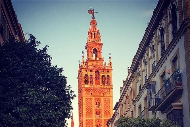 Guided Walking Tour of the Barrio De Santa Cruz - Historical Significance of Barrio De Santa Cruz