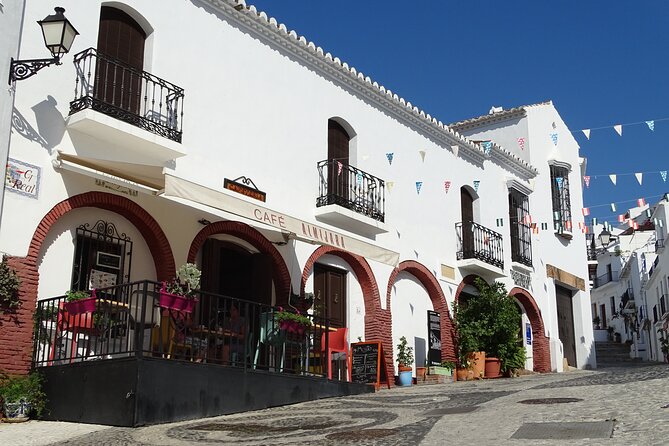 Guided Walking Tour of the Old Town of Frigiliana - Cultural Traditions