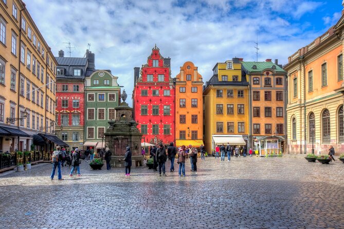Guided Walking Tour Old Town Stockholm (English/German/Spanish) - Meeting Point Information
