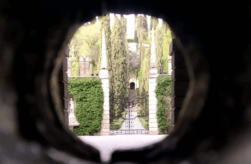 Guided Walking Tour on Verona Hillside - Good To Know