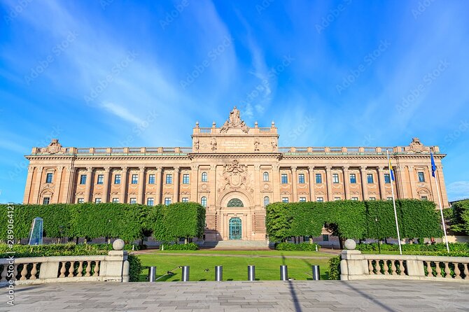 Guided Walking Tour Stockholm City (English/German) - Cancellation Policy