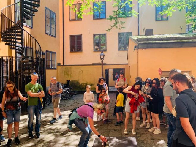 Guided Walking Tour: Stockholm Old Town (English or German) - Meeting and Starting Points