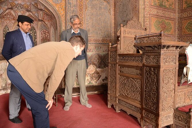 Guided Walking Tour: Walled City of Lahore - Attractions and Transportation