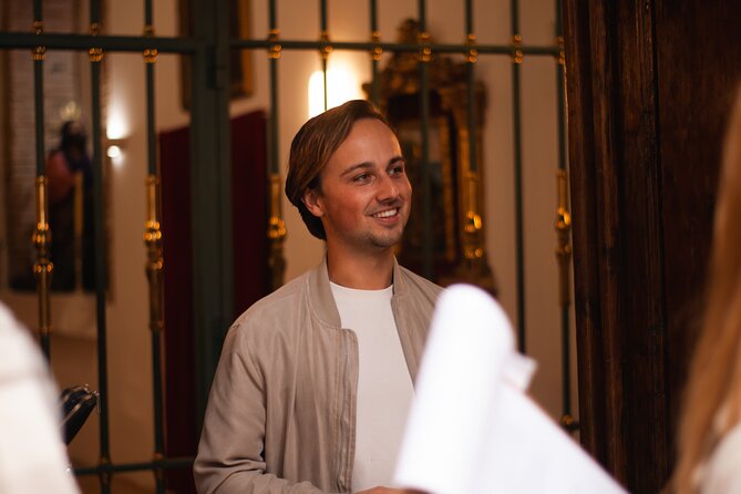 Guided Walking Tour With A Local in Marbella Old Town - Meeting Instructions and Guide Details