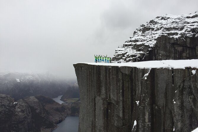 Guided winter hike to Pulpit Rock Preikestolen - Why This Tour Works