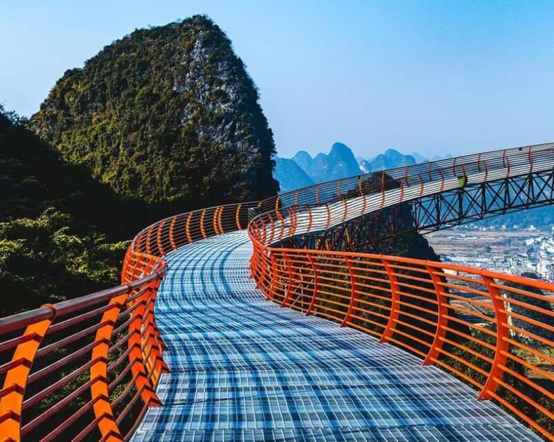 Guilin: Cave, Yulong Rafting, Glass-bottomed skywalk & Show - Good To Know