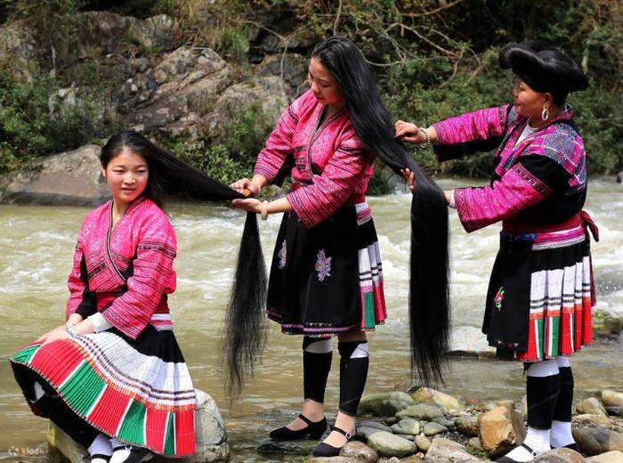 Guilin Departure Longji Terraces Pingan Zhuang Village, Changfa Village, Jinkeng Terraces 1-Day Tour - Huangluo Yao Village and the long-hair tradition
