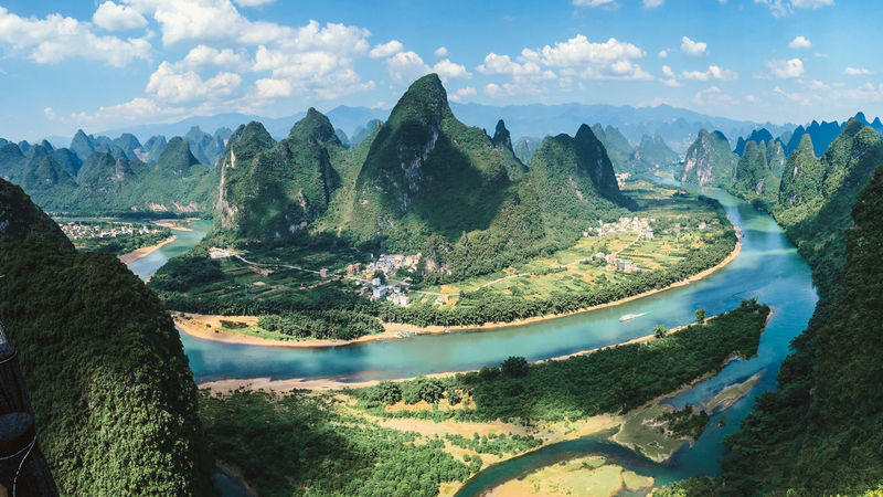 Guilin Li River 3-Star Cruise. Reed Flute Cave. Elephant Trunk Hill. Yangshuo Yulong River. Longji Rice Terraces. 4-Day Private Tour - The useful details at a glance