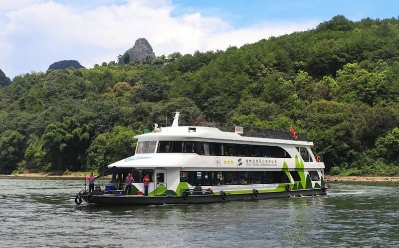 Guilin Li River 3-Star Cruise, Yangshuo Yinyan Cave, Ruyi Peak, Yulong River Bamboo Rafting, Xianggong Mountain, and Xingping 3-Day Private Tour - Day 1: Let the Li River set the pace