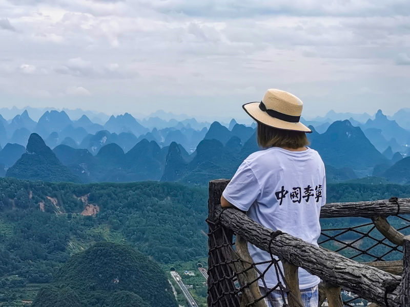 Guilin Li River 3-Star Cruise, Yangshuo Yinyan Cave, Ruyi Peak, Yulong River Bamboo Rafting, Xianggong Mountain, and Xingping 3-Day Private Tour - What private service does, and does not, mean
