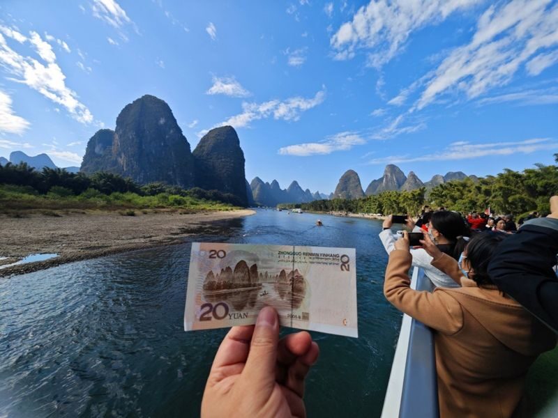 Guilin Li River 4-Star Cruise & Yulong River Bamboo Rafting Day Tour - A Li River day built around the water