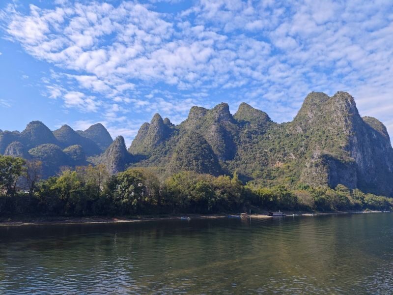 Guilin Li River 4-Star Cruise & Yulong River Bamboo Rafting Day Tour - The Yulong River raft: quiet, but short