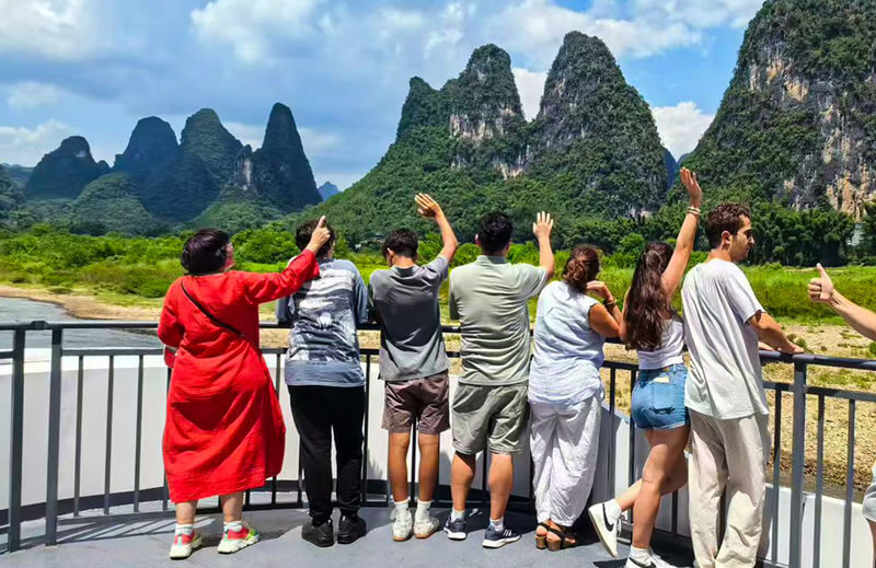 Guilin Li River Cruise & Yangshuo Xiang Gong Mountain One-Day Tour (Private Group) - At a glance